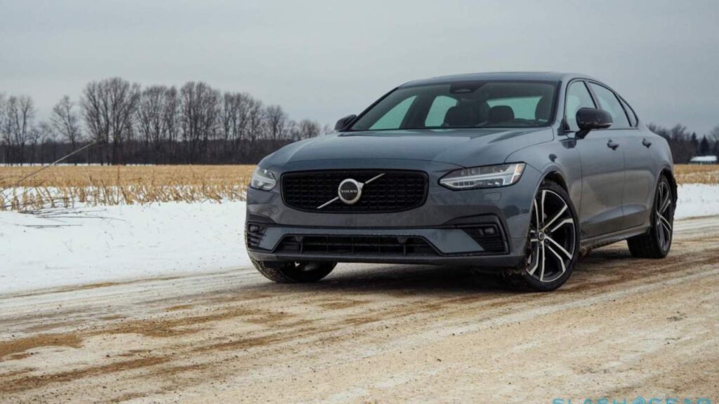 2022 Volvo S90 Review: A Sedan For All Seasons