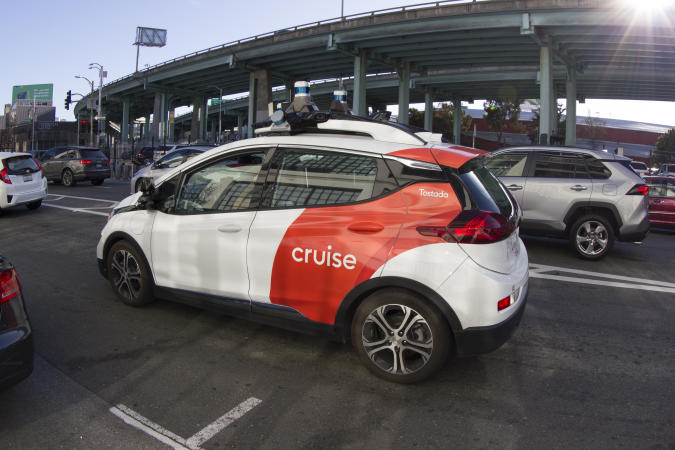 GM’s Cruise brings self-driving car rides to the public in San Francisco