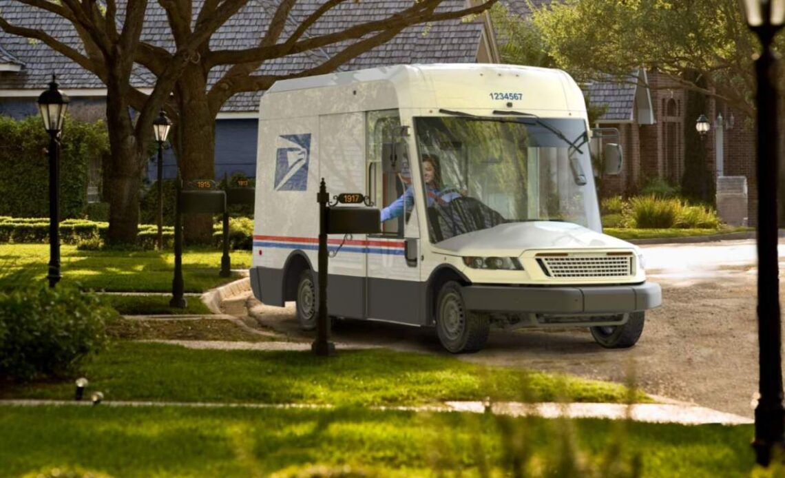 USPS under fire for new mail truck’s dire fuel economy